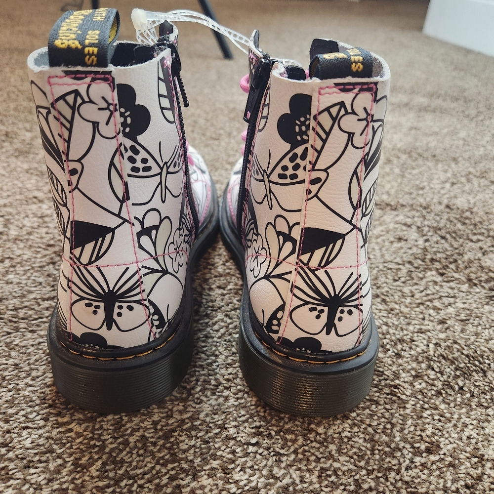 NWOT Dr. Martens 1460 Pascal T Meadow Print Athena FLORAL Boot Kids Size 5 - Picture 2 of 7
